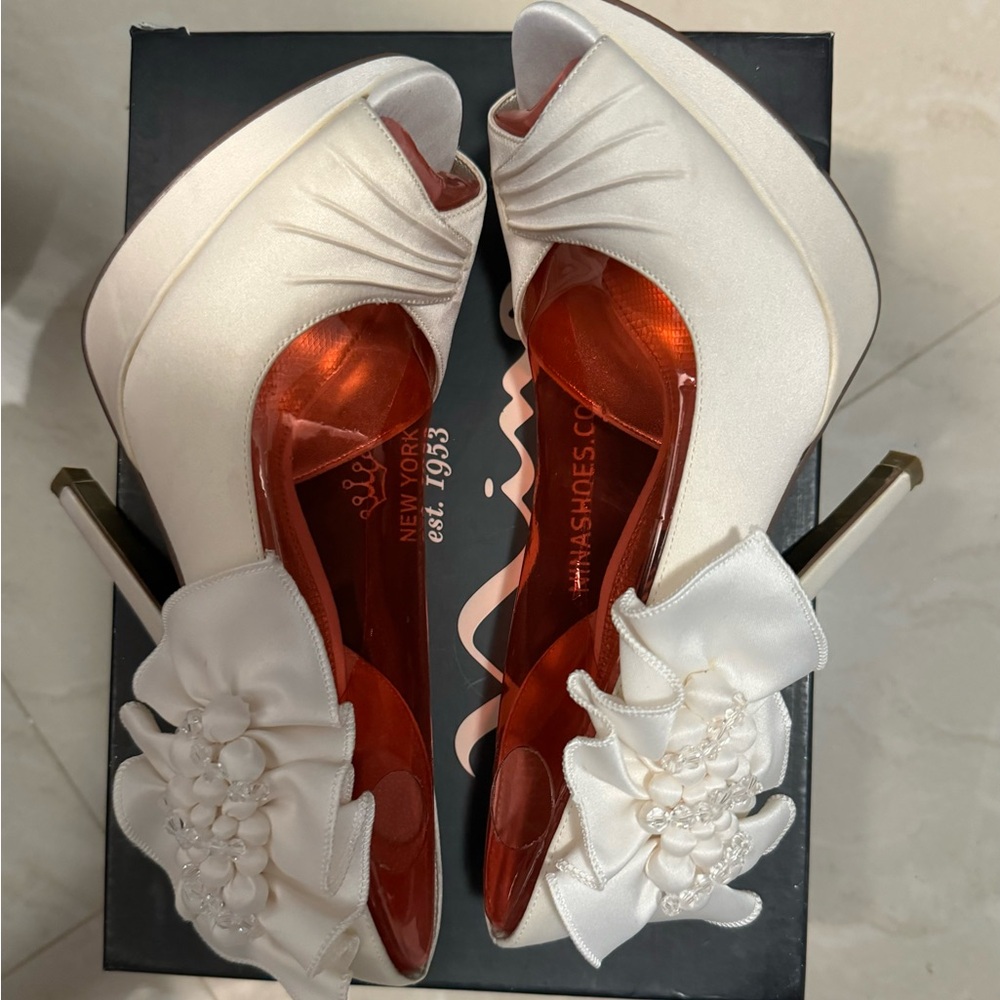 Elegant White Women's Heels with Floral Detail- Wedding